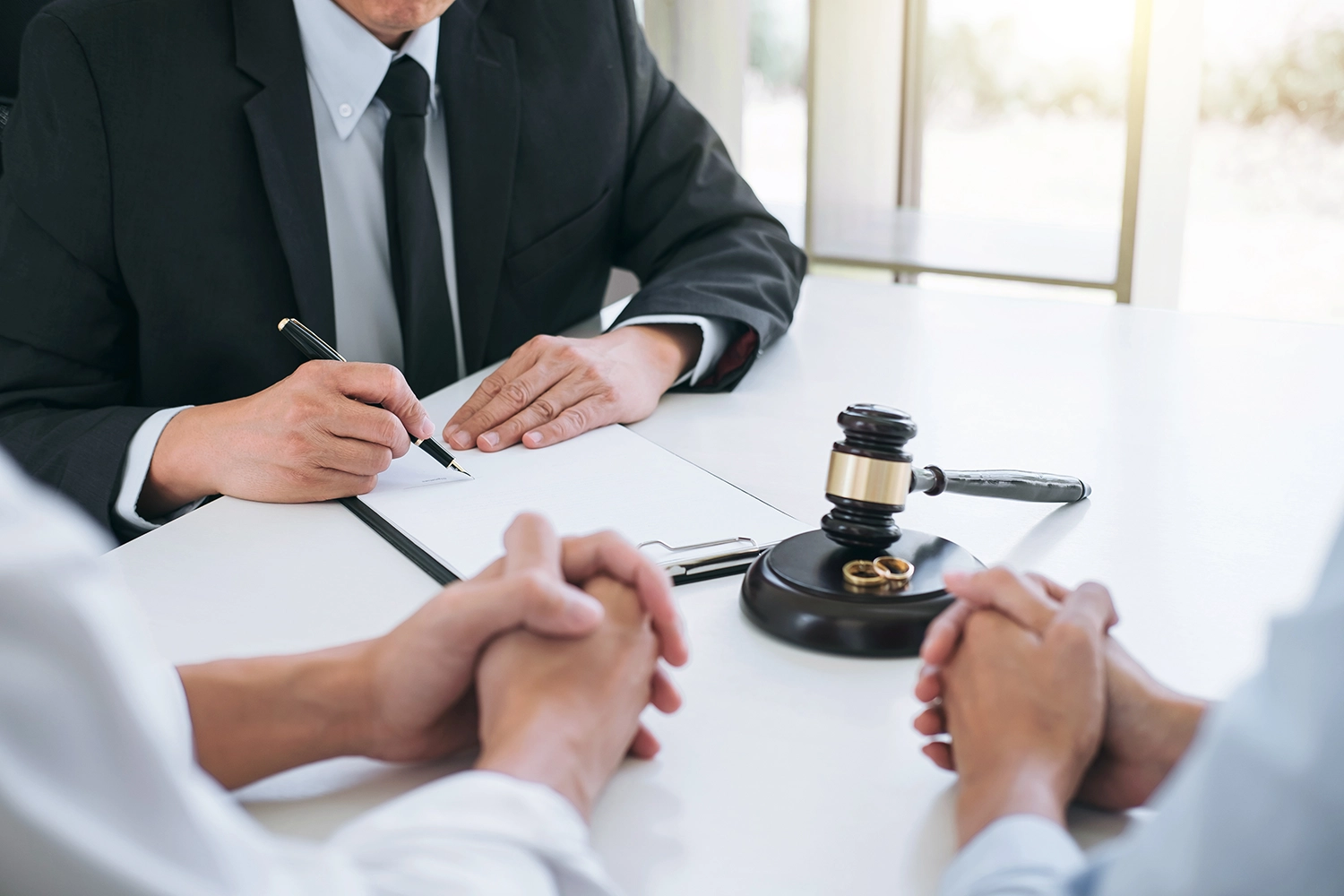 Traits That Set the Top Family Law Lawyers Apart