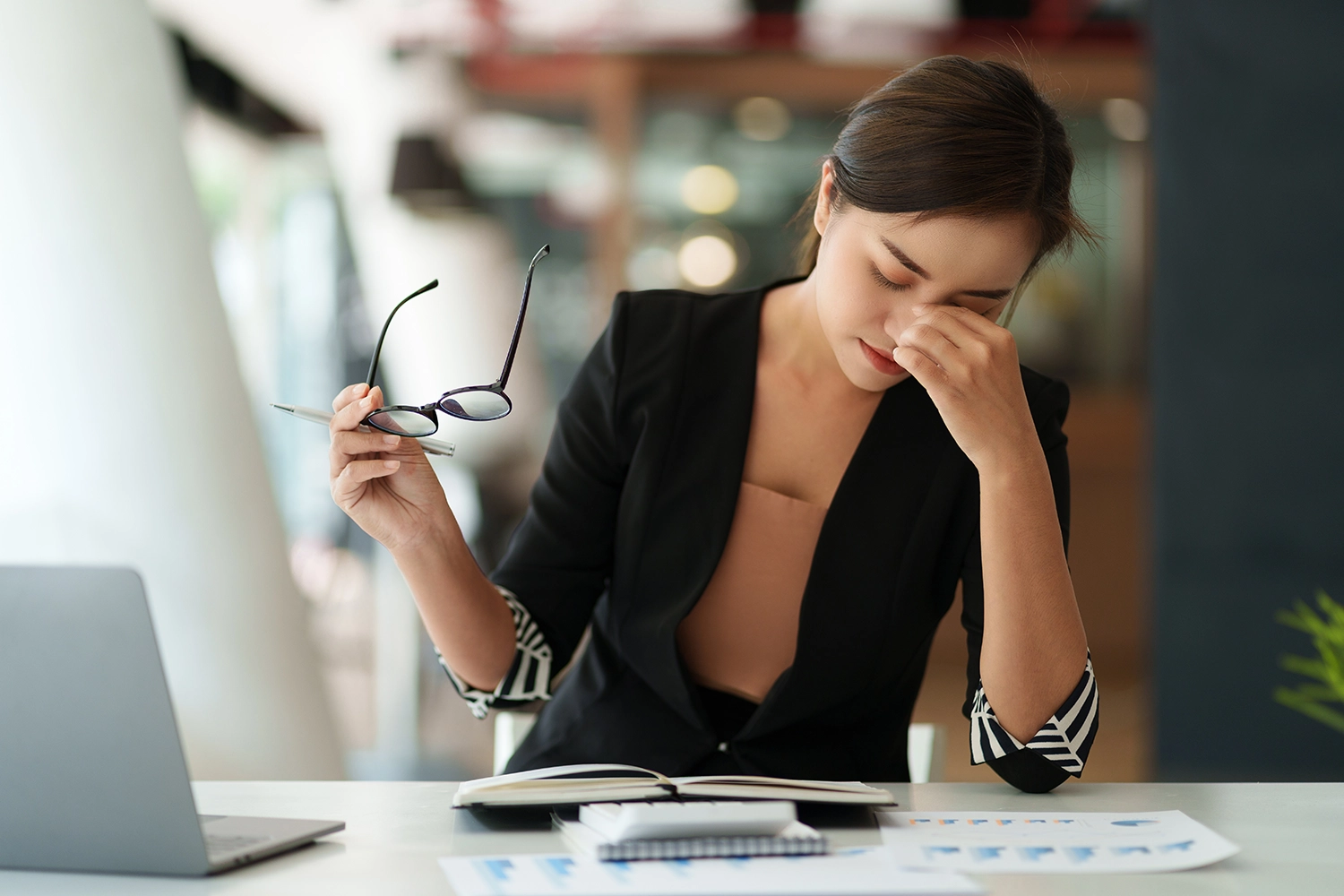 What Causes Delays When You File for Divorce in Singapore